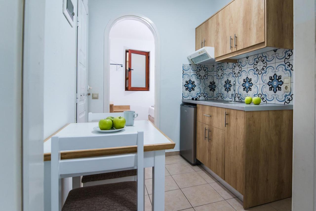 Vagelis Apartments Malia Exteriör bild