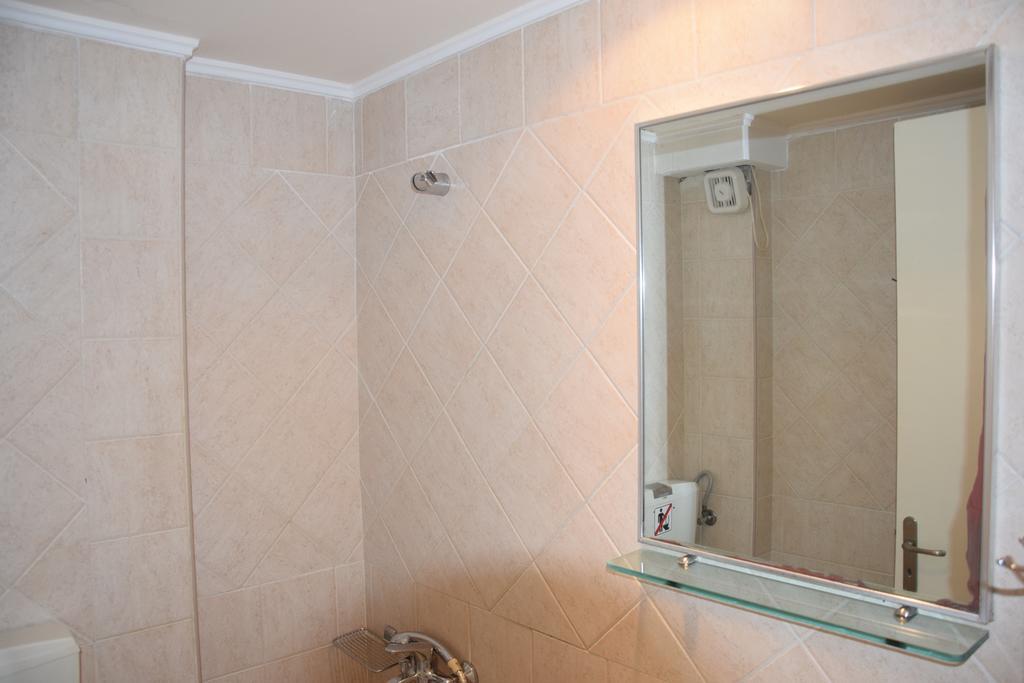Vagelis Apartments Malia Exteriör bild