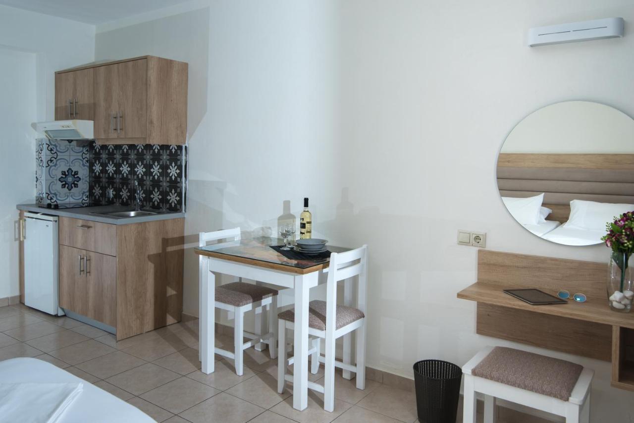 Vagelis Apartments Malia Exteriör bild